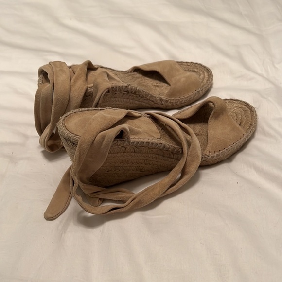 Tan Tie Up Wedges - Picture 4 of 5